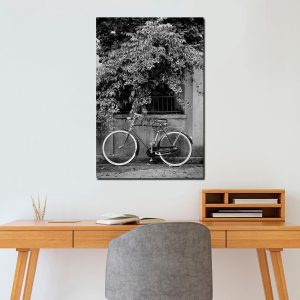 Schilderij – Bicycle and Flowers (1 Part) Vertical